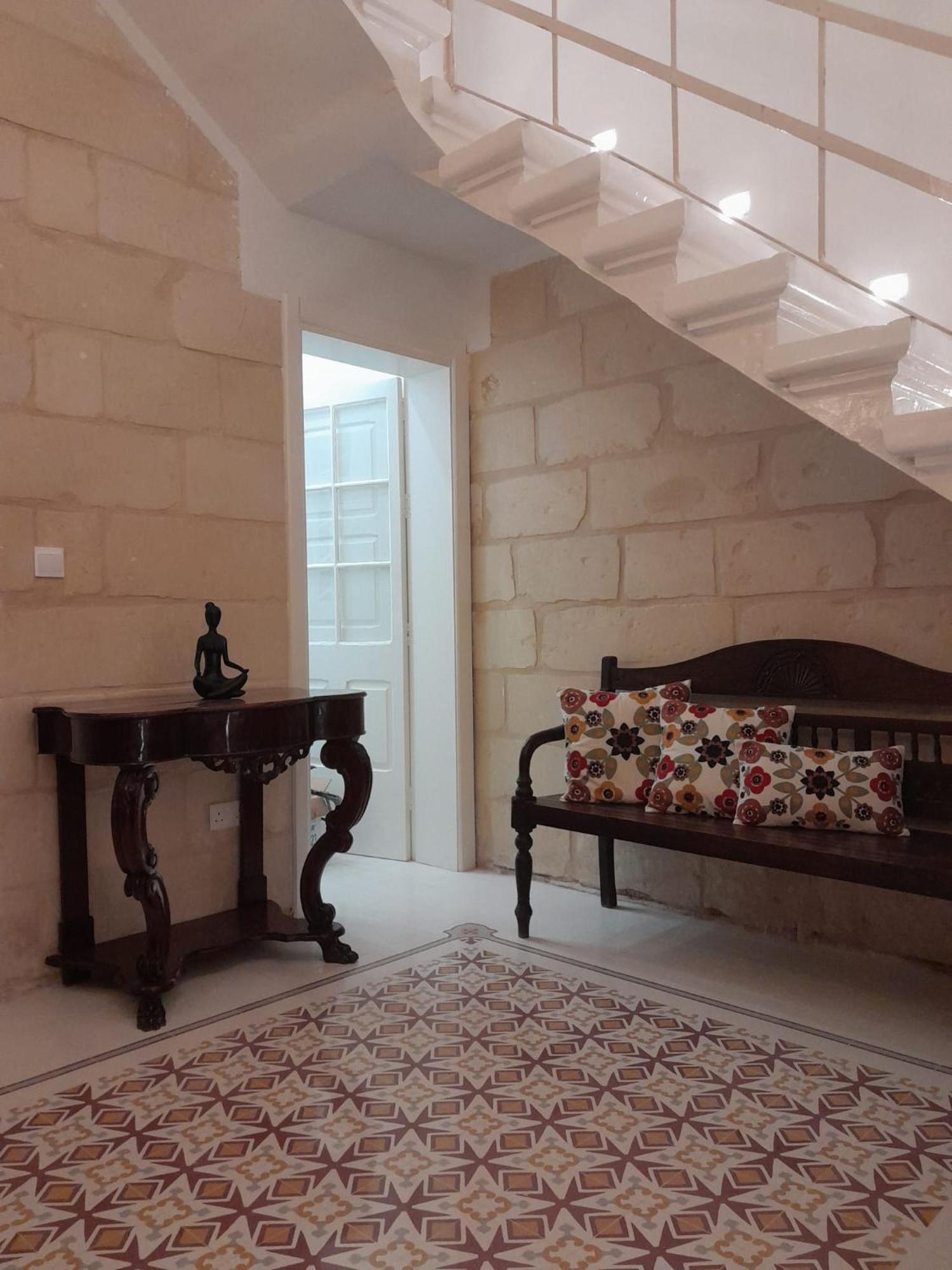 Charming Town House In Cospicua, Valperga Rooms Ngoại thất bức ảnh
